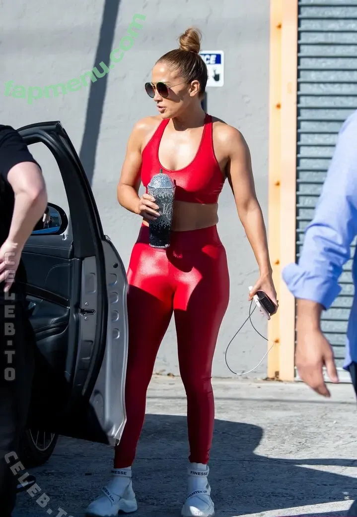 Jennifer Lopez nude photo #5309 (JLo / jennifer_jlo / jenniferlopez)