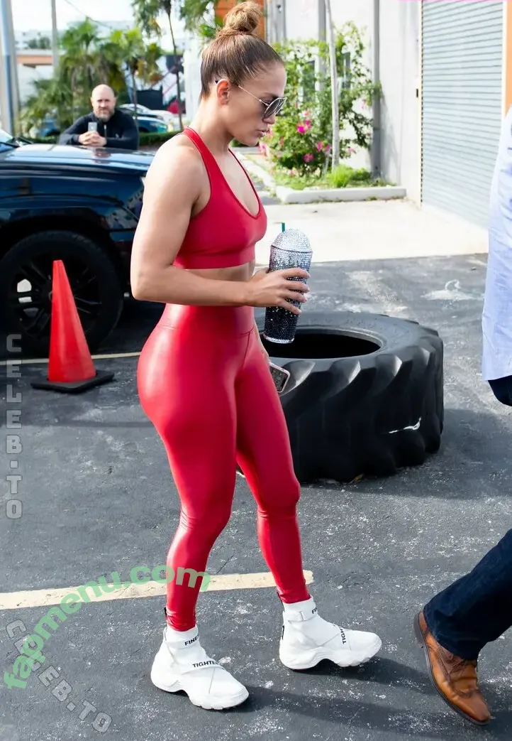 Jennifer Lopez nude photo #5312 (JLo / jennifer_jlo / jenniferlopez)