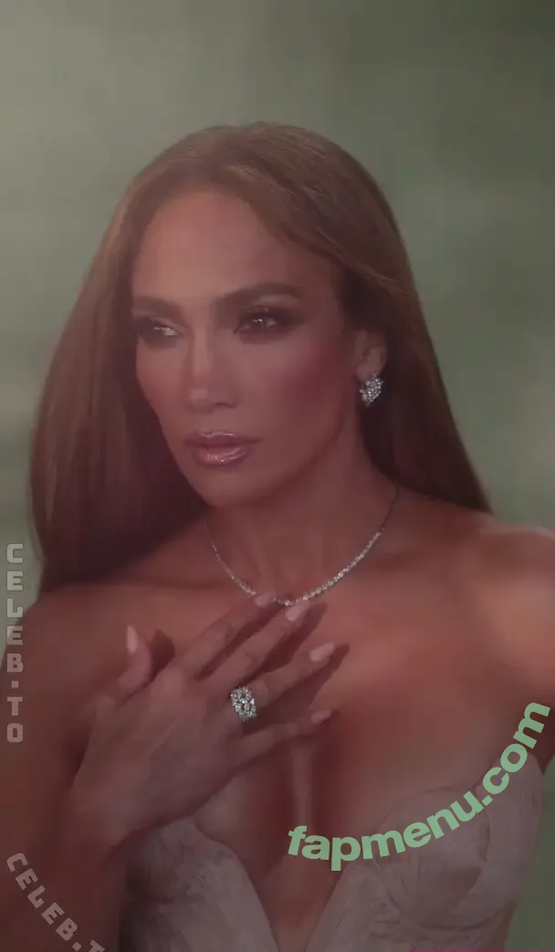 Jennifer Lopez nude photo #5348 (JLo / jenniferlopez)