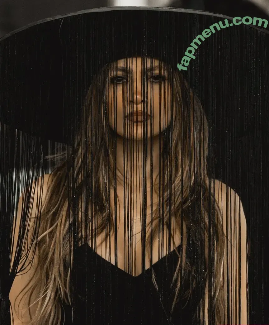 Jennifer Lopez nude photo #5372 (JLo / jenniferlopez)