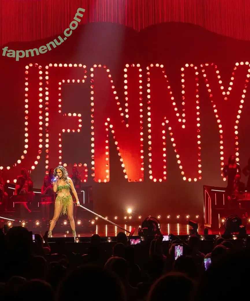 Jennifer Lopez nude photo #5400 (JLo / jenniferlopez)