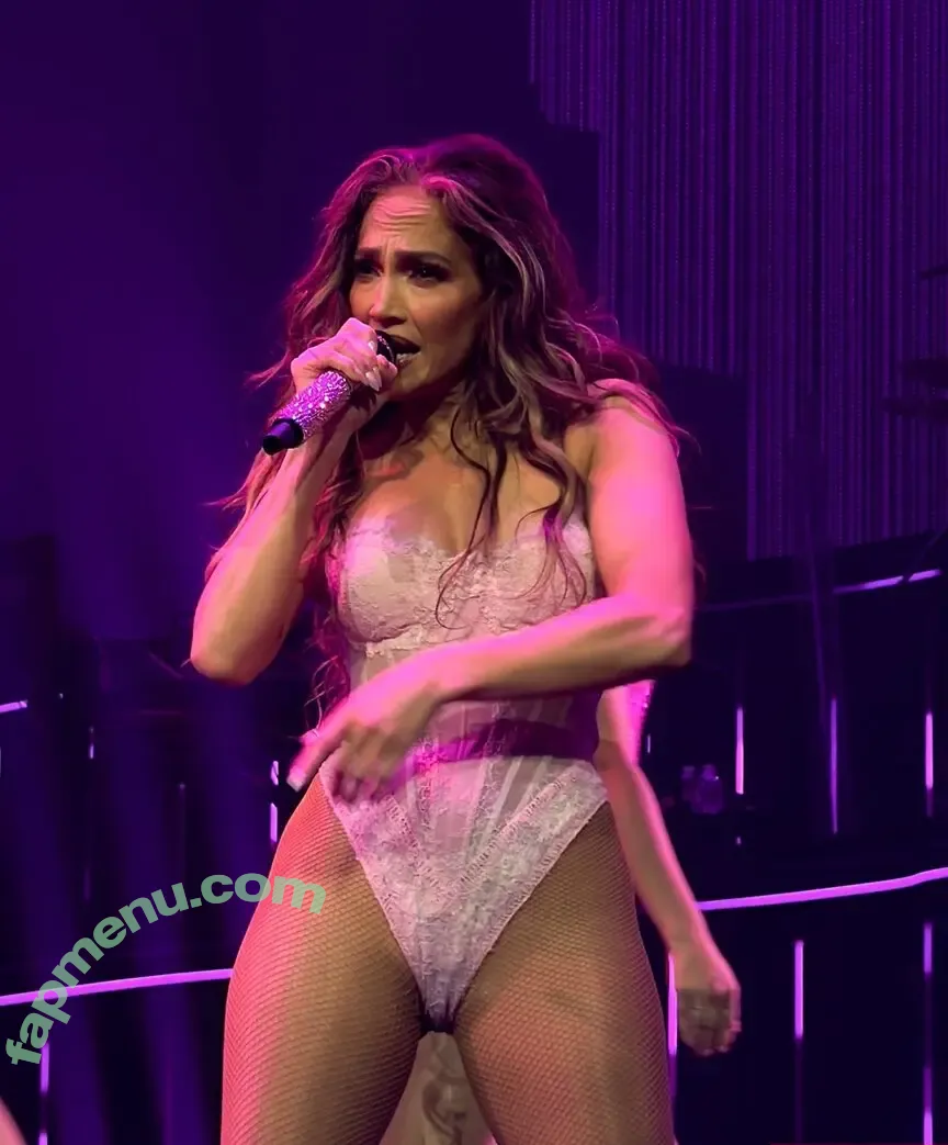Jennifer Lopez nude photo #5427 (JLo / jennifer_jlo / jenniferlopez)