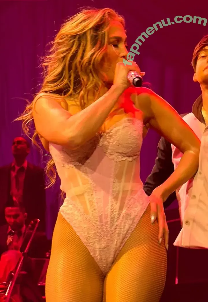 Jennifer Lopez nude photo #5437 (JLo / jennifer_jlo / jenniferlopez)