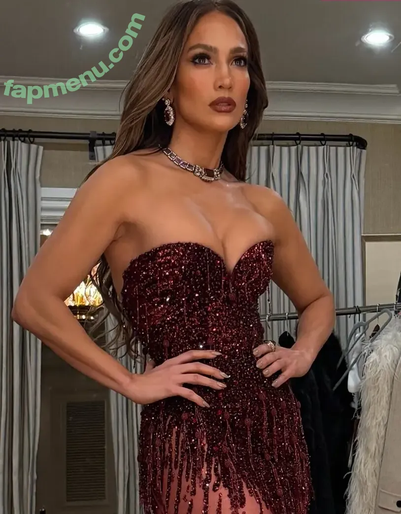 Jennifer Lopez nude photo #5439 (JLo / jenniferlopez)