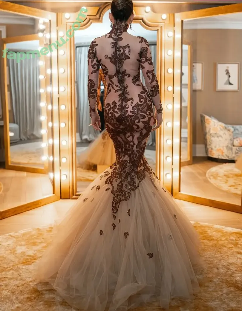 Jennifer Lopez nude photo #5444 (JLo / jennifer_jlo / jenniferlopez)