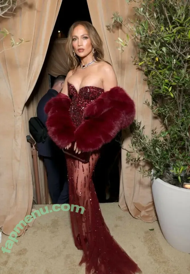 Jennifer Lopez nude photo #5461 (JLo / jenniferlopez)