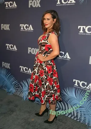 Jennifer Love Hewitt / jenniferlovehewitt nude photo #0167