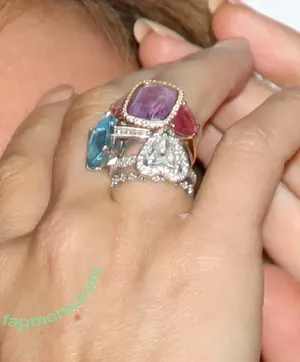 Jennifer Love Hewitt / jenniferlovehewitt nude photo #0809