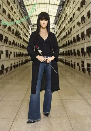 Jennifer Love Hewitt / jenniferlovehewitt nude photo #0847