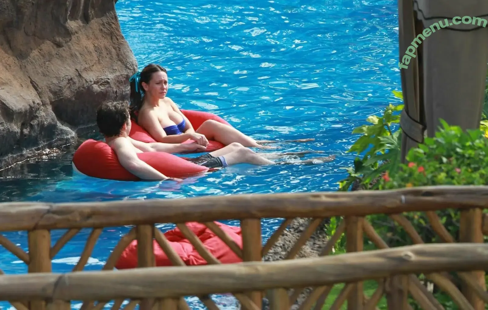 Jennifer Love Hewitt nude photo #0057 (jenniferlovehewitt)