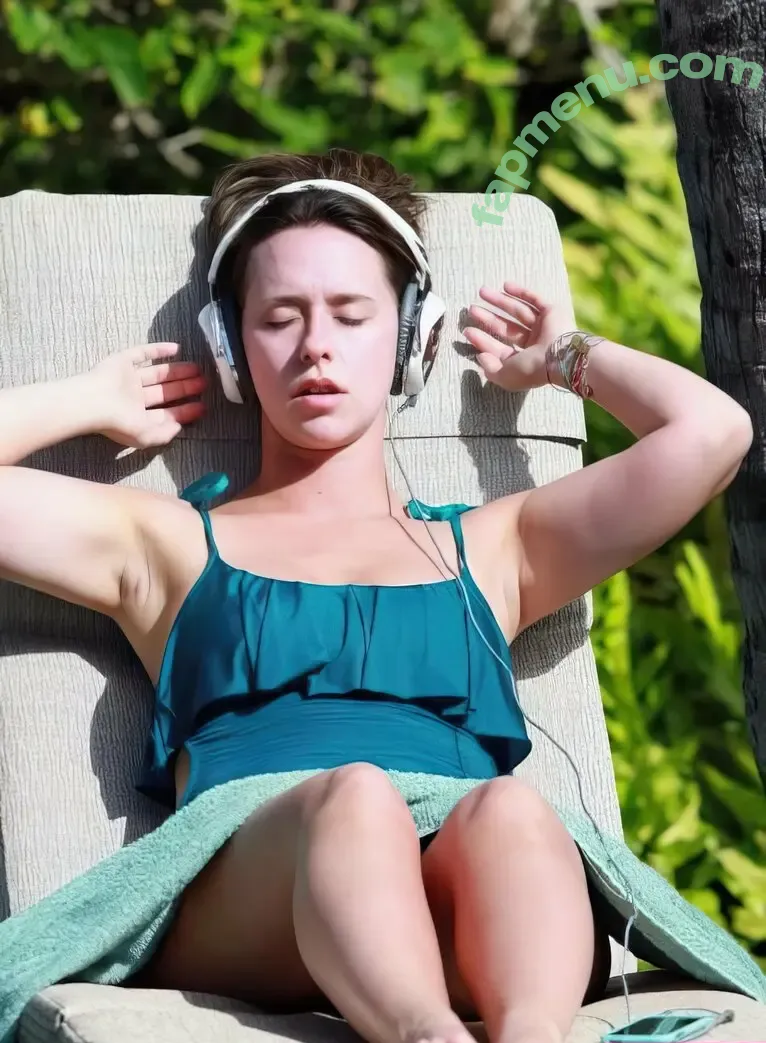 Jennifer Love Hewitt nude photo #0066 (jenniferlovehewitt)