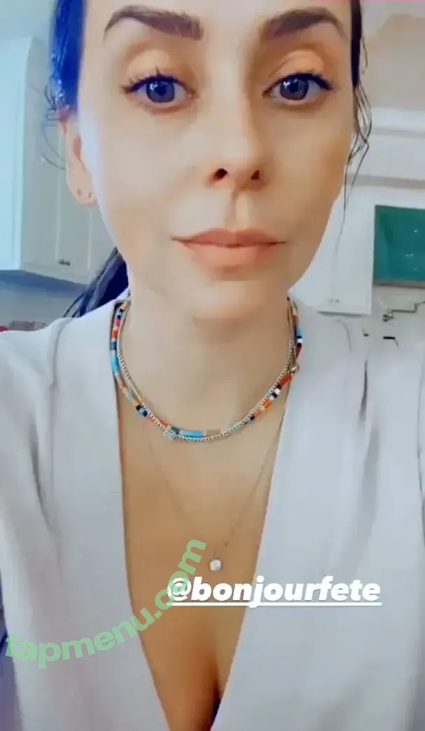 Jennifer Love Hewitt nude photo #0144 (jenniferlovehewitt)