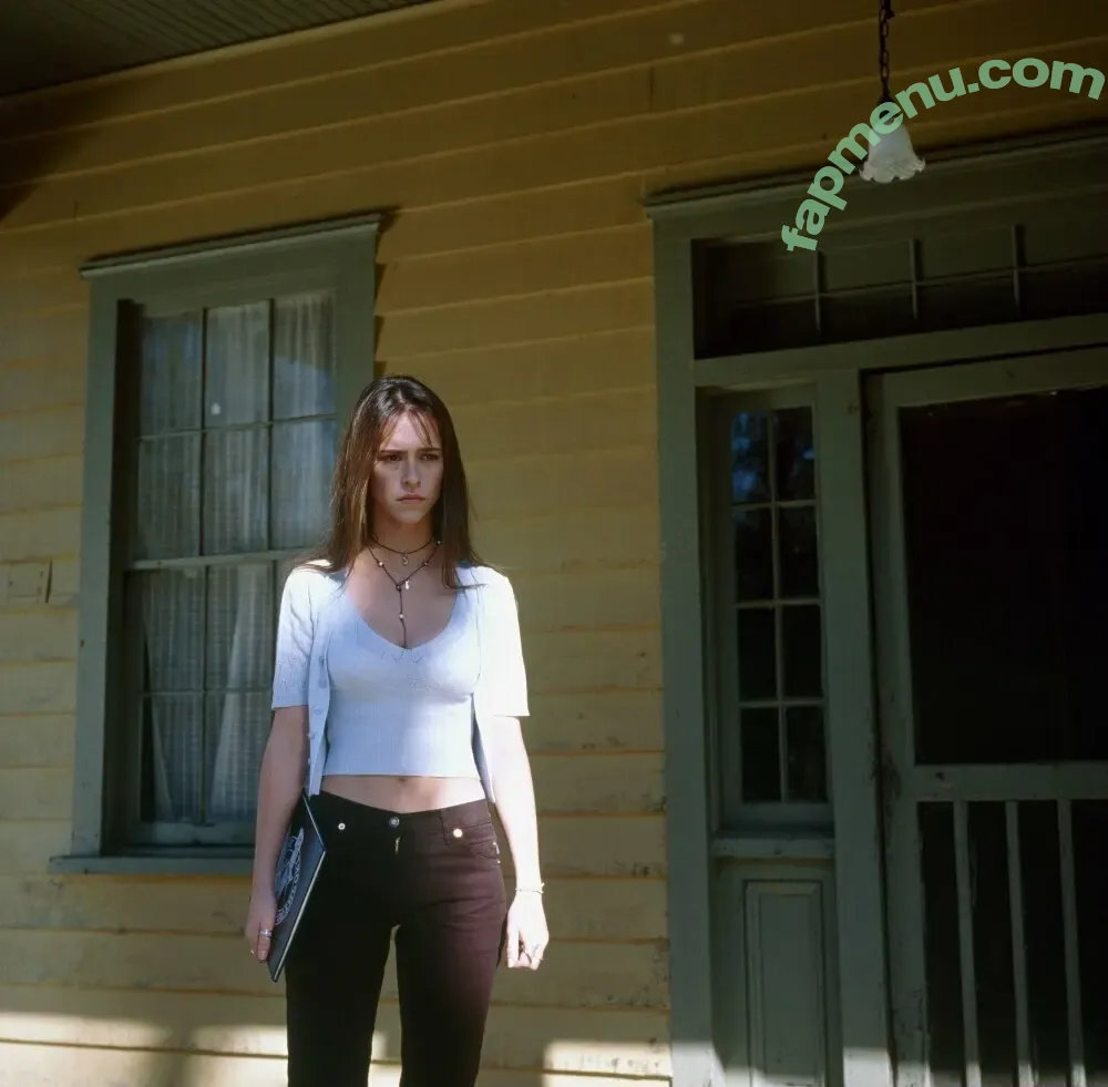 Jennifer Love Hewitt nude photo #0227 (jenniferlovehewitt)