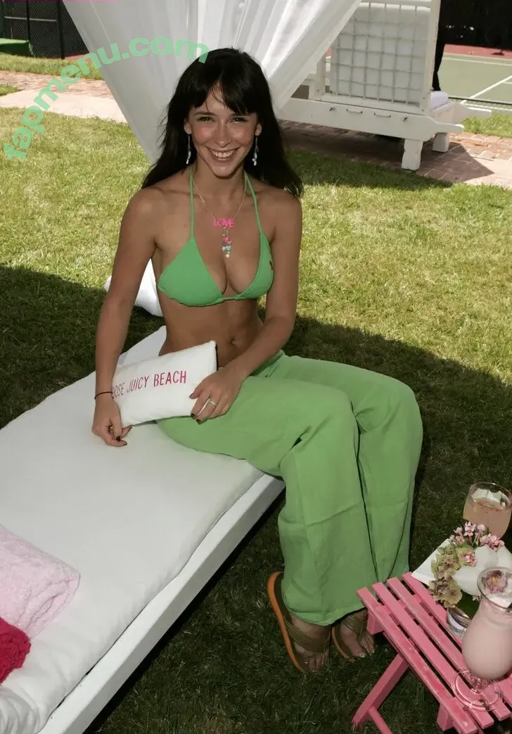 Jennifer Love Hewitt nude photo #0282 (jenniferlovehewitt)