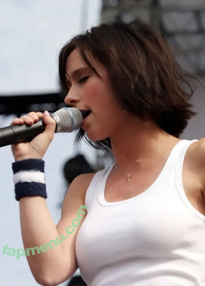 Jennifer Love Hewitt nude photo #0406 (jenniferlovehewitt)