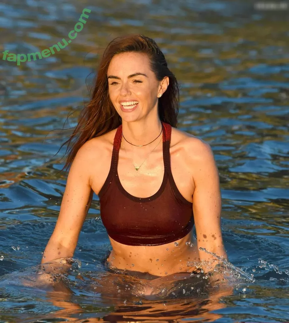 Jennifer Metcalfe nude photo #0371 (missjenjomet)