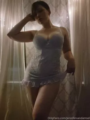 Jennifer Van Damsel / JennVanDamsel / jennifervandamsel nude photo #0053