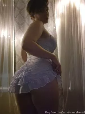 Jennifer Van Damsel / JennVanDamsel / jennifervandamsel nude photo #0056