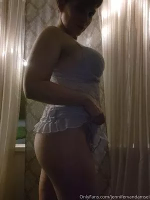 Jennifer Van Damsel / JennVanDamsel / jennifervandamsel nude photo #0057