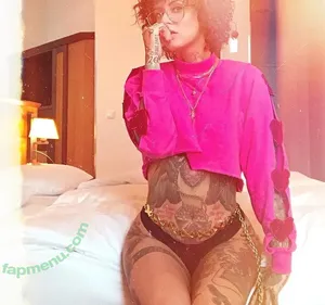 Jennifer Weist / JenniferWeist / yaenniverfromtheblock nude photo #0008