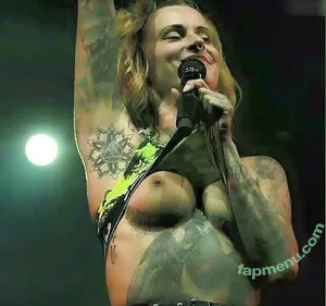 Jennifer Weist / JenniferWeist / yaenniverfromtheblock nude photo #0034