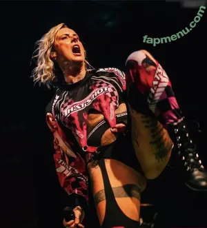 Jennifer Weist / JenniferWeist / yaenniverfromtheblock nude photo #0081