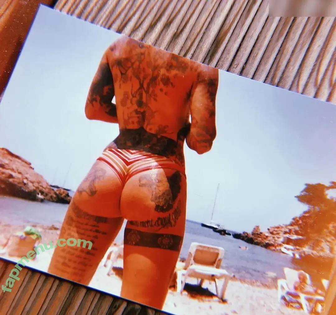 Jennifer Weist nude photo #0017 (JenniferWeist / yaenniverfromtheblock)