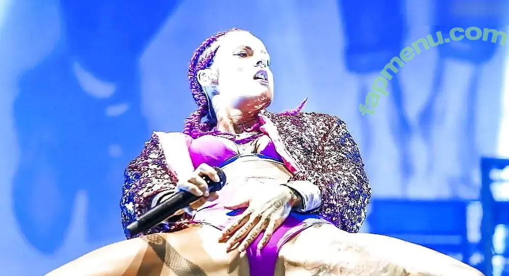 Jennifer Weist nude photo #0029 (JenniferWeist / yaenniverfromtheblock)