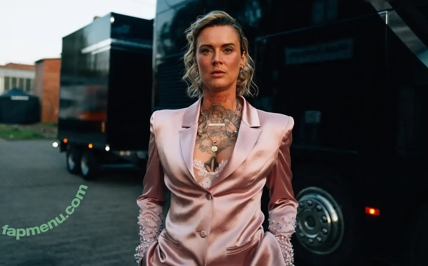 Jennifer Weist nude photo #0079 (JenniferWeist / yaenniverfromtheblock)