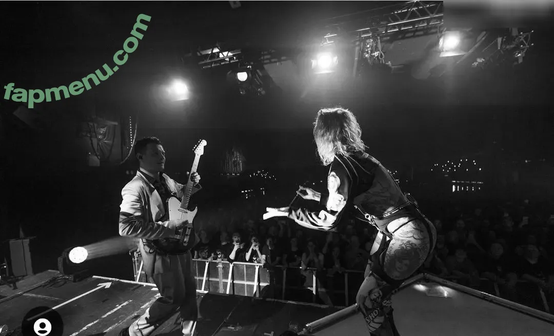 Jennifer Weist nude photo #0115 (JenniferWeist / yaenniverfromtheblock)