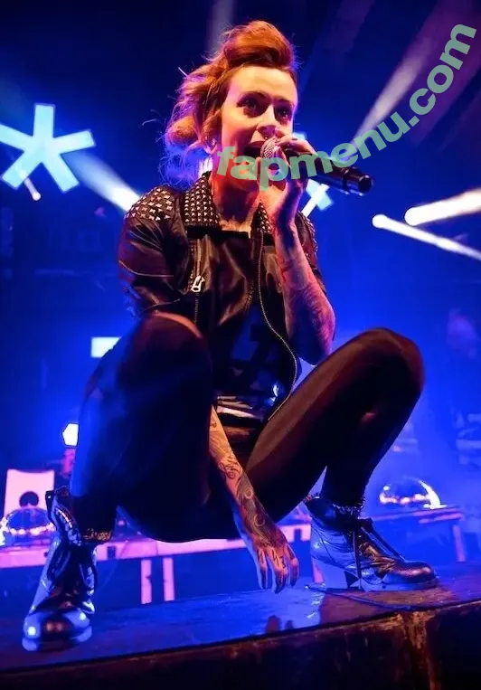 Jennifer Weist nude photo #0139 (JenniferWeist / yaenniverfromtheblock)