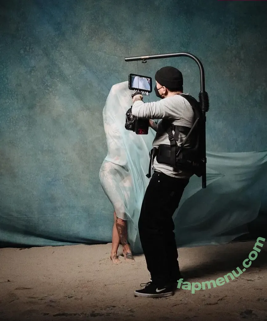 Jennifer Weist nude photo #0140 (JenniferWeist / yaenniverfromtheblock)