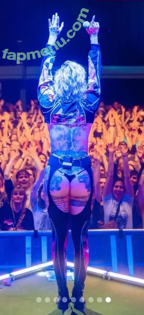 Jennifer Weist nude photo #0145 (JenniferWeist / yaenniverfromtheblock)