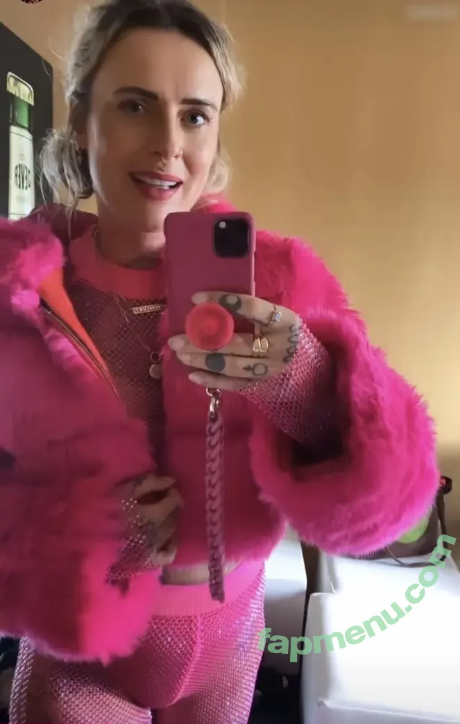 Jennifer Weist nude photo #0165 (JenniferWeist / yaenniverfromtheblock)