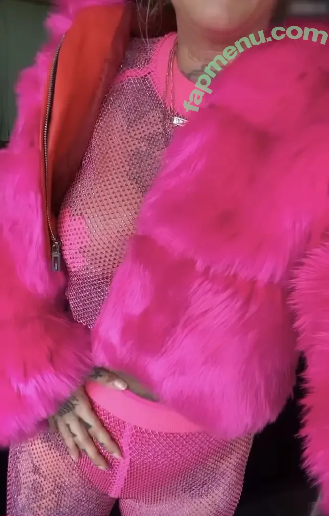 Jennifer Weist nude photo #0167 (JenniferWeist / yaenniverfromtheblock)