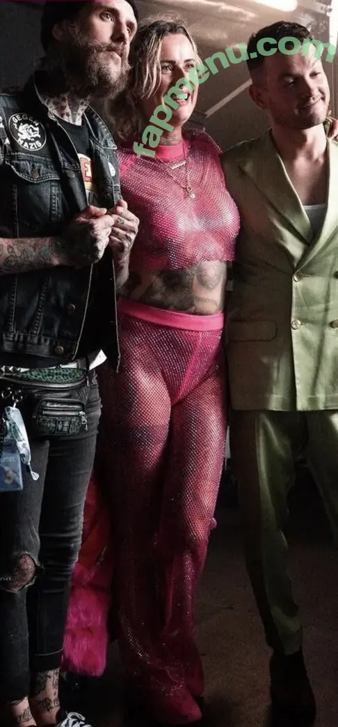 Jennifer Weist nude photo #0177 (JenniferWeist / yaenniverfromtheblock)