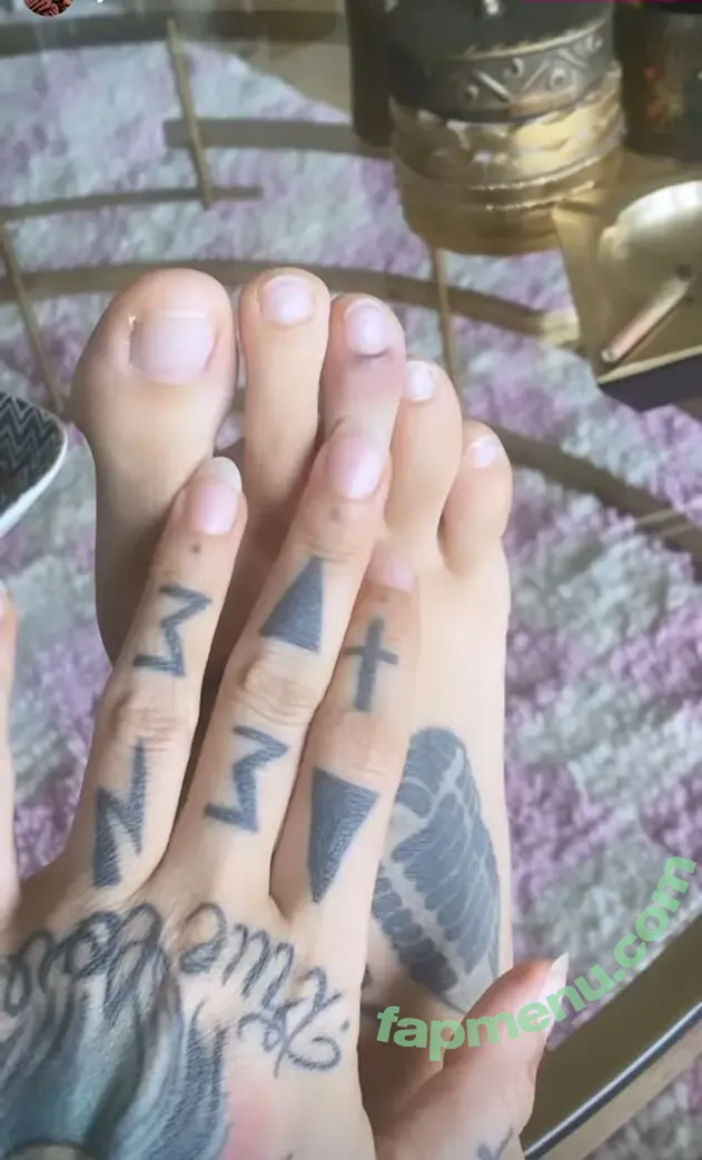 Jennifer Weist nude photo #0185 (JenniferWeist / yaenniverfromtheblock)