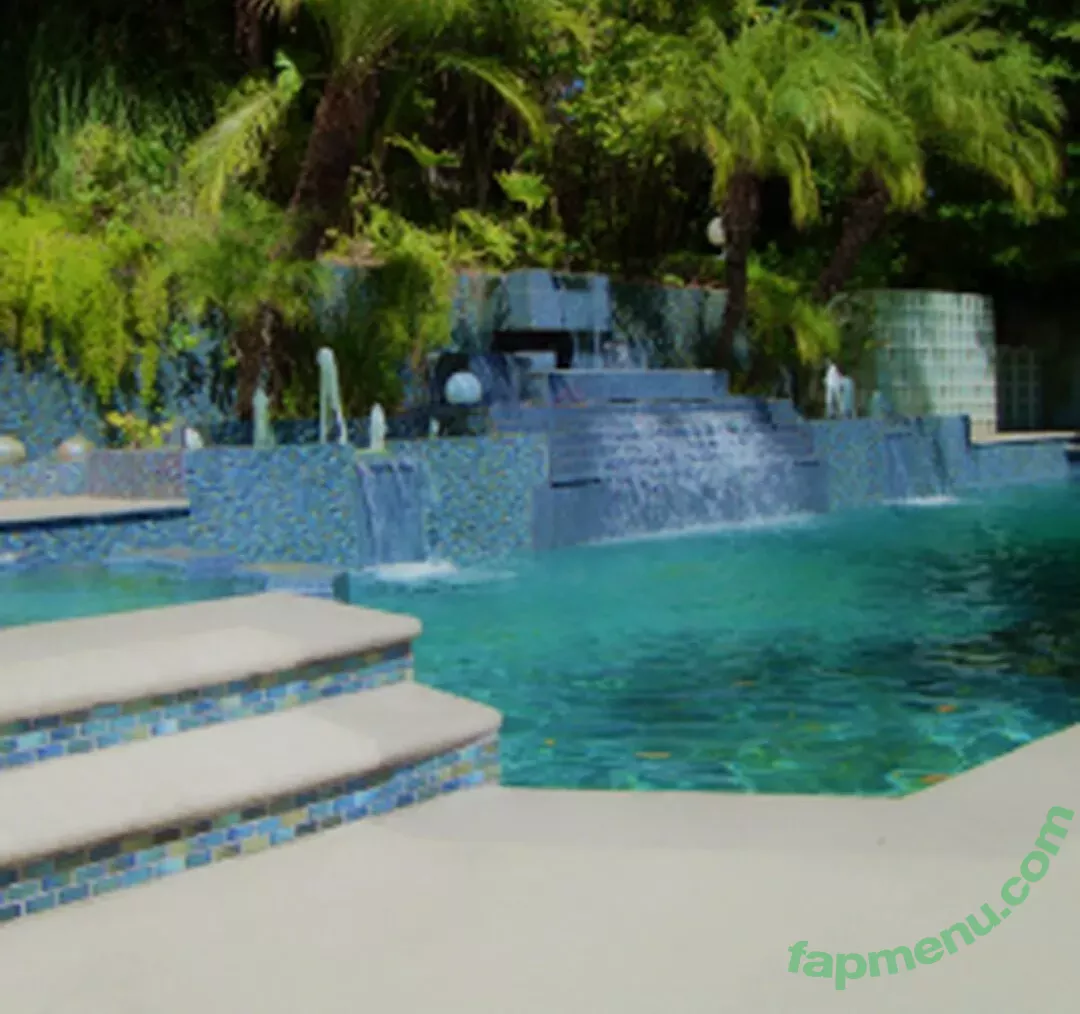 Jennifer White nude photo #0494 (jenniferwhite / jennyfromthebu / jenwhite2.0 / jenwhitexxx)