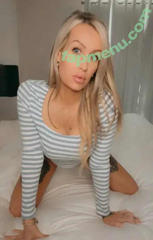 jenniferbarton nude photo #0033 (jennbartontwin)