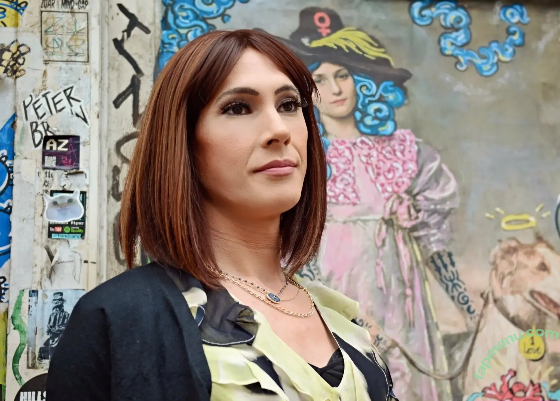 jenniferlunden nude photo #0039 (jennifer_lunden_trans)