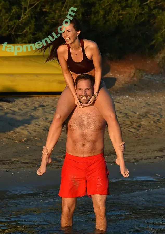 jennifermetcalfe nude photo #0007 (jennifermetcalfe)