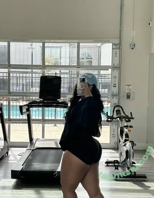 Jennifernicoleeeeee / Thickfitjen nude photo #0003