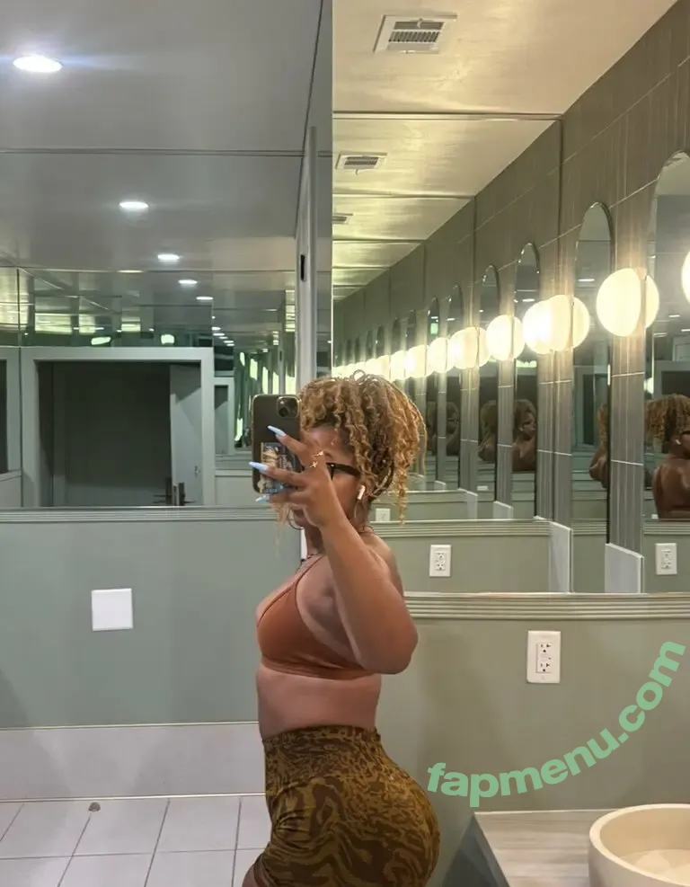 Jennifernicoleeeeee nude photo #0023 (Thickfitjen)