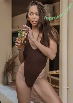 jennifuahh / jeniferplay nude photo #0014