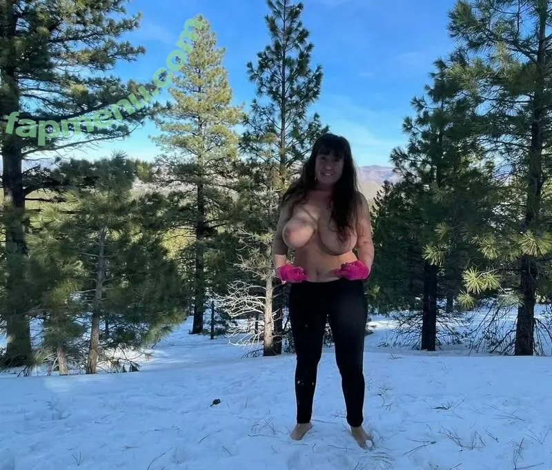 jenniiiiiiii nude photo #0026 (jenni_is_a_whore / jenniiiiii / jenniskinni)