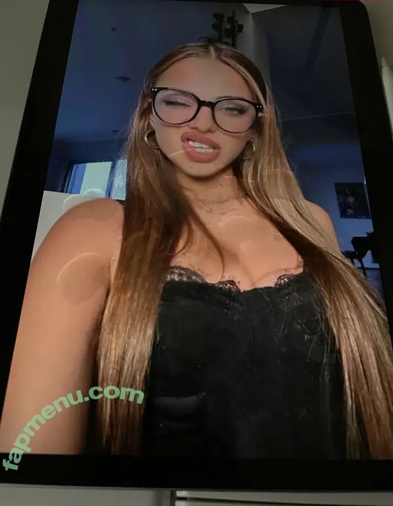 jenniserpi nude photo #0010 (jenniserpi)