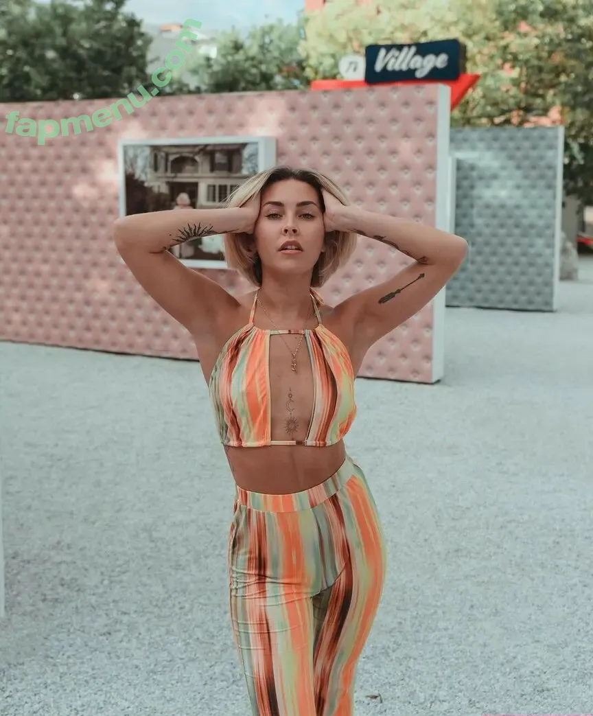 Jenny Nogue nude photo #0012 (jennifernogue_ / jennynogue)