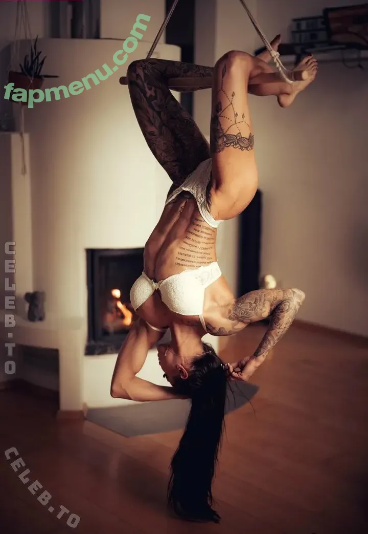 Jenny pfeiffer nude photo #0089 (album / sugarasicecream)