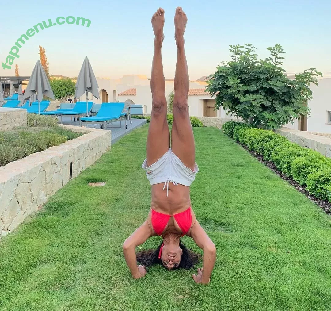 Jenny Powell nude photo #0096 (jennypowelltv)