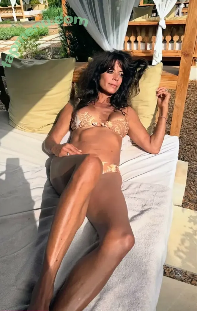 Jenny Powell nude photo #0386 (jennypowelltv)